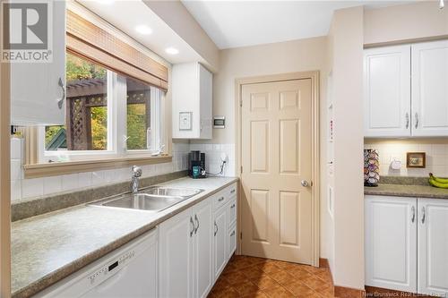 135 Beechwood Crescent, Fredericton, NB - Indoor Photo Showing Kitchen With Double Sink