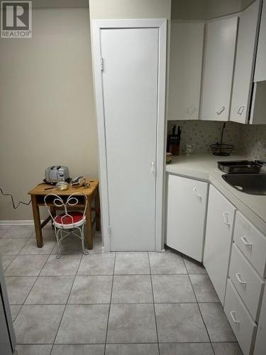 246 Cambridge Avenue, Iroquois Falls, ON - Indoor Photo Showing Kitchen