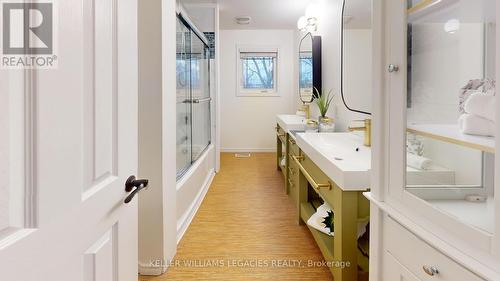 848 Florell Drive, Oshawa, ON - Indoor Photo Showing Bathroom