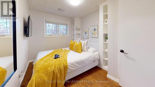 848 Florell Drive, Oshawa, ON - Indoor Photo Showing Bedroom