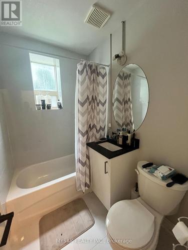 326 Saguenay Avenue, Oshawa, ON - Indoor Photo Showing Bathroom