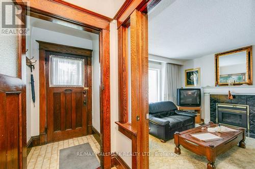 92 Fairview Avenue, Toronto, ON - Indoor Photo Showing Living Room With Fireplace