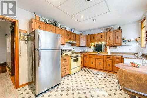 92 Fairview Avenue, Toronto, ON - Indoor Photo Showing Kitchen