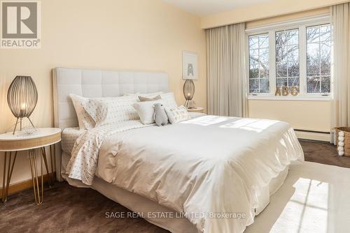 35 Buxton Road, Toronto, ON - Indoor Photo Showing Bedroom