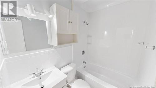 3 Kervin Road, Saint John, NB - Indoor Photo Showing Bathroom