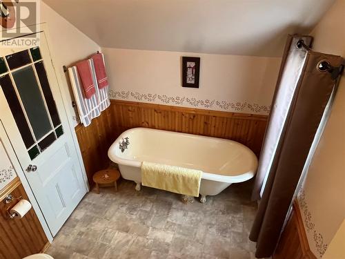 1 Captain Franks Lane, Carbonear, NL - Indoor Photo Showing Bathroom