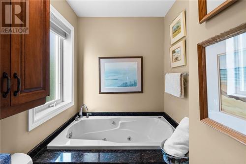 1030 Moxam Landing Road, Greater Sudbury, ON - Indoor Photo Showing Bathroom