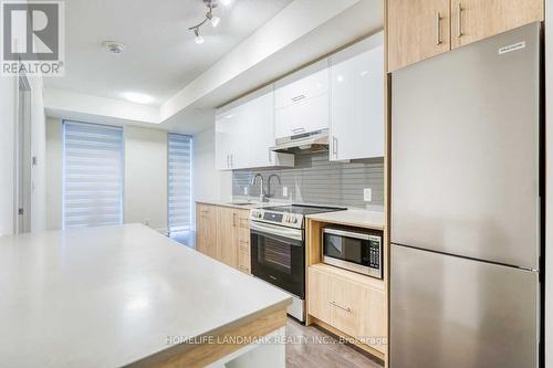 1701 - 188 Fairview Mall Drive, Toronto, ON - Indoor Photo Showing Kitchen With Upgraded Kitchen