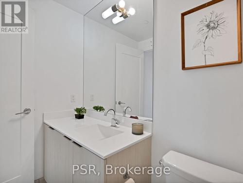 3604 - 56 Annie Craig Drive, Toronto, ON - Indoor Photo Showing Bathroom