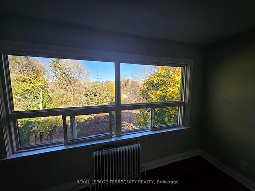 6-450 Arlington Ave, Toronto, ON - Indoor Photo Showing Other Room