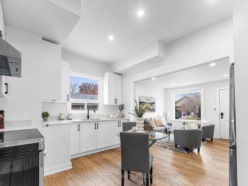 5 Victoria St, Clarington, ON - Indoor Photo Showing Kitchen