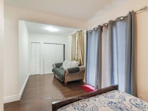 5 Ripon Rd, Toronto, ON - Indoor Photo Showing Bedroom