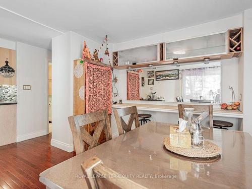 20 York St, Ajax, ON - Indoor Photo Showing Dining Room