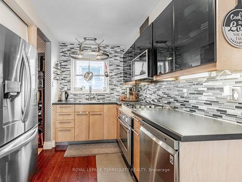 20 York St, Ajax, ON - Indoor Photo Showing Kitchen With Stainless Steel Kitchen With Upgraded Kitchen