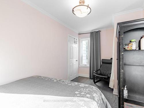 20 York St, Ajax, ON - Indoor Photo Showing Bedroom