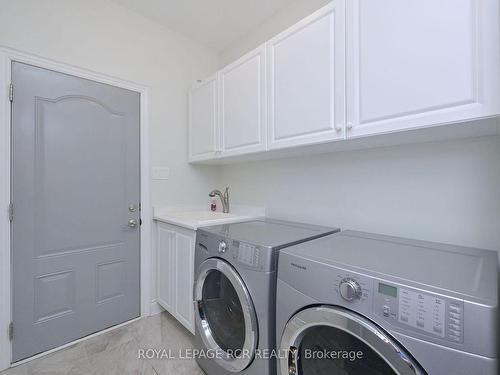 50 Hillcrest Dr, New Tecumseth, ON - Indoor Photo Showing Laundry Room