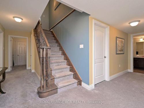 50 Hillcrest Dr, New Tecumseth, ON - Indoor Photo Showing Other Room