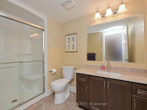 50 Hillcrest Dr, New Tecumseth, ON - Indoor Photo Showing Bathroom