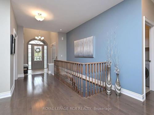 50 Hillcrest Dr, New Tecumseth, ON - Indoor Photo Showing Other Room