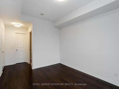 1605-9500 Markham Rd, Markham, ON - Indoor Photo Showing Other Room