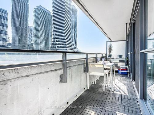 714-2200 Lakeshore Blvd, Toronto, ON - Outdoor