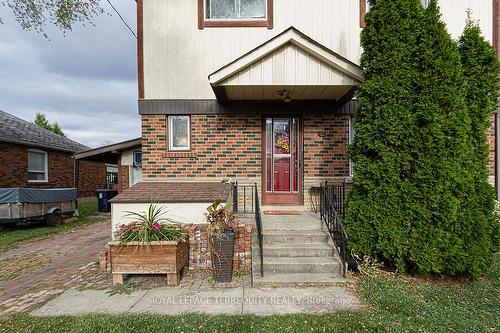 12 Chauncey Ave, Toronto, ON - Outdoor