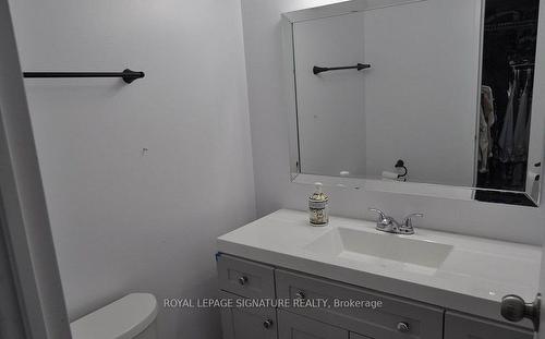 1204-3700 Kaneff Cres, Mississauga, ON - Indoor Photo Showing Bathroom