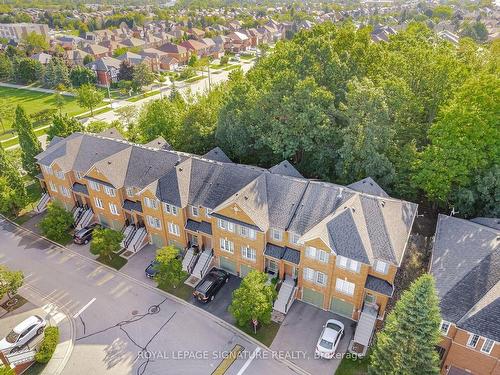 13-5530 Glen Erin Dr, Mississauga, ON - Outdoor