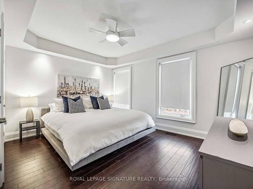 54 Bellevue Ave, Toronto, ON - Indoor Photo Showing Bedroom