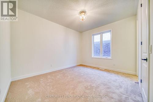 2332 Verne Bowen Street, Oshawa, ON - Indoor Photo Showing Other Room