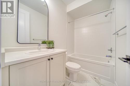 2332 Verne Bowen Street, Oshawa, ON - Indoor Photo Showing Bathroom