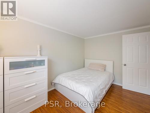 1158 Venus Crescent, Oshawa, ON - Indoor Photo Showing Bedroom