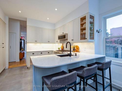 92 Sumach St, Toronto, ON - Indoor Photo Showing Kitchen