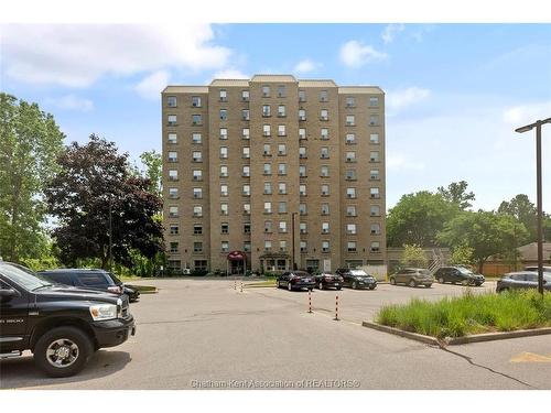 1003-10 Van Allen Avenue, Chatham, ON 