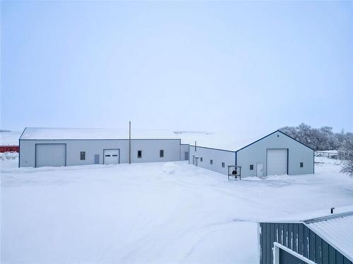 130049 29 Avenue N, Hartney, MB - Outdoor