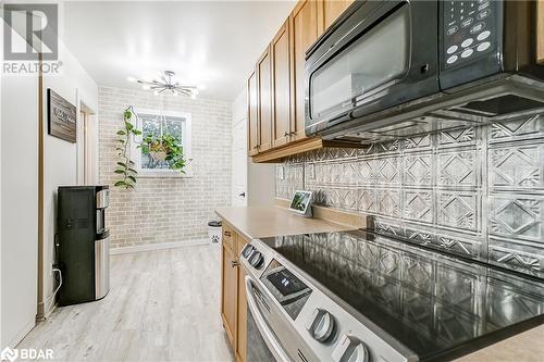 42 Dayfoot Drive, Georgetown, ON - Indoor Photo Showing Kitchen