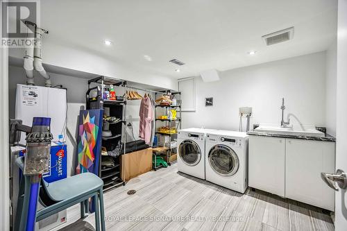 54 Bellevue Avenue, Toronto, ON 