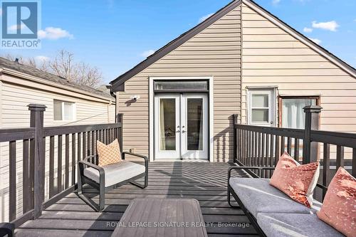 54 Bellevue Avenue, Toronto, ON 