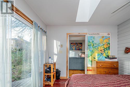 102 Livingston Avenue, Kingston (Central City East), ON - Indoor Photo Showing Bedroom