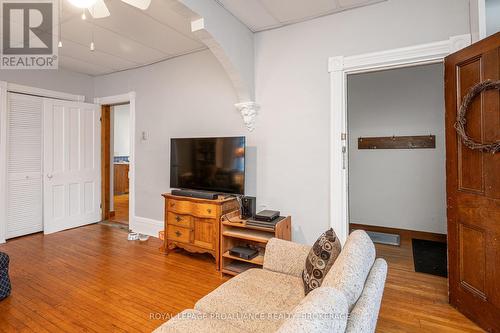 102 Livingston Avenue, Kingston (Central City East), ON - Indoor Photo Showing Other Room