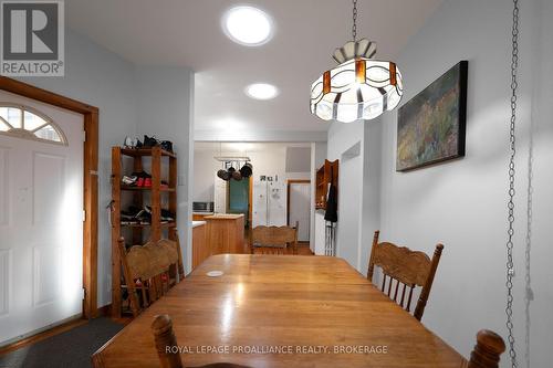 102 Livingston Avenue, Kingston (Central City East), ON - Indoor Photo Showing Dining Room