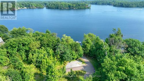 572 Oak Bluffs Road, South Frontenac, ON 