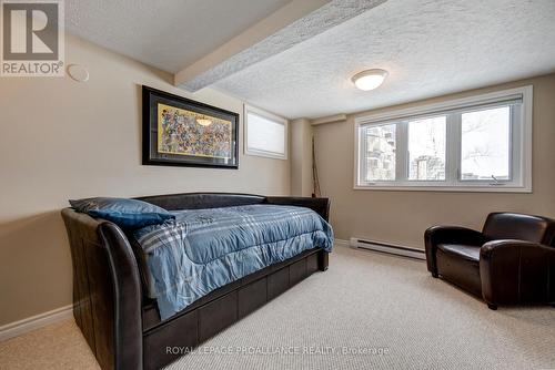 348 Fife Avenue, Smith-Ennismore-Lakefield, ON - Indoor Photo Showing Bedroom