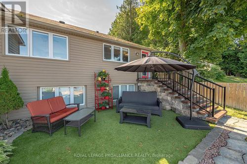 348 Fife Avenue, Smith-Ennismore-Lakefield, ON - Outdoor With Exterior