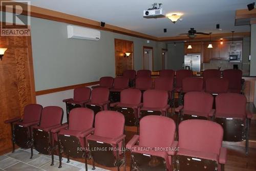 8-2 - 532 10Th Concession Road, Westport, ON - Indoor Photo Showing Other Room