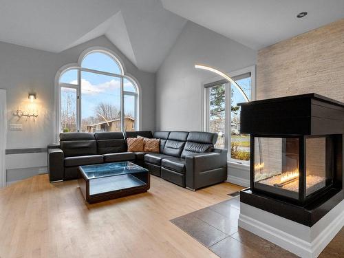 Salon - 1580 Rue Pinard, Longueuil (Saint-Hubert), QC - Indoor Photo Showing Living Room