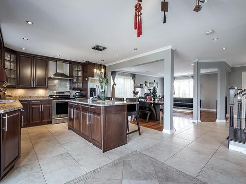 Overall view - 84 Rue Jean-Paul-Lemieux, Notre-Dame-De-L'Île-Perrot, QC - Indoor Photo Showing Kitchen With Upgraded Kitchen