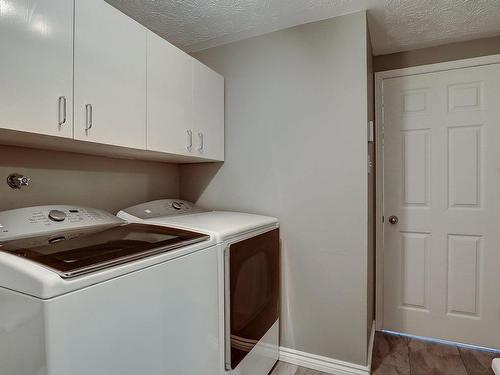 Salle d'eau - 1100 Rue Paul-Desruisseaux, Sherbrooke (Les Nations), QC - Indoor Photo Showing Laundry Room