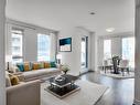 Interior - 652-101 Rue Peel, Montréal (Le Sud-Ouest), QC  - Indoor Photo Showing Living Room 