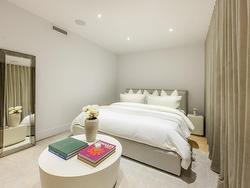 Master bedroom - 